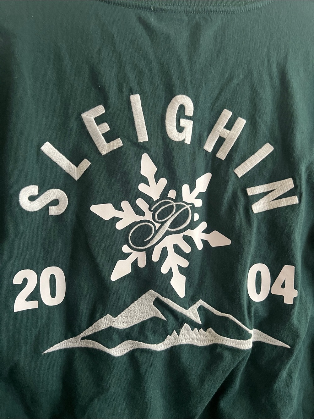 PINK Victoria's Secret Long-Sleeve Tees in Dark Green & Cream - Picture 7 of 7